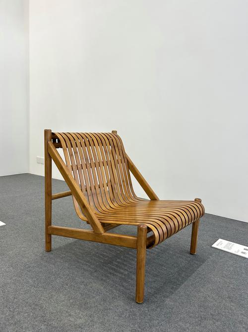 清华美院家具设计研究所受邀参加2025设计深圳展，探索未来家具设计新趋势